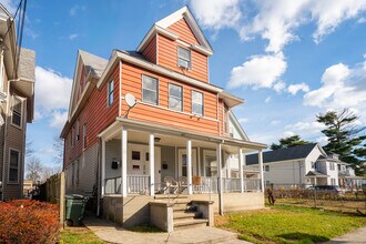 540 Laurel Ave in Bridgeport, CT - Building Photo - Building Photo