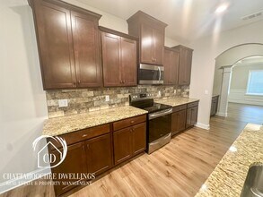166 Red Oak Pl in Smiths Station, AL - Building Photo - Building Photo