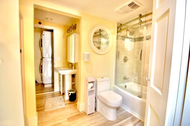 1039 Henriette Delille St, Unit Cozy Cottage in Treme in New Orleans, LA - Foto de edificio - Building Photo