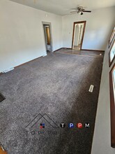 68 E Parker St in Waterloo, IA - Building Photo - Building Photo