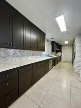 623 N Pine Pl in Anaheim, CA - Building Photo - Building Photo