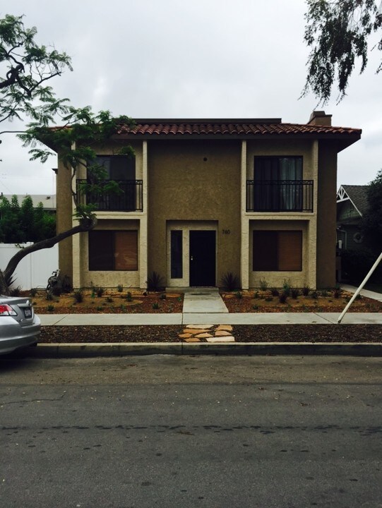 Stanley Apartments in Long Beach, CA - Building Photo