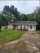 5530 Elm Spring Dr in Houston, TX - Building Photo