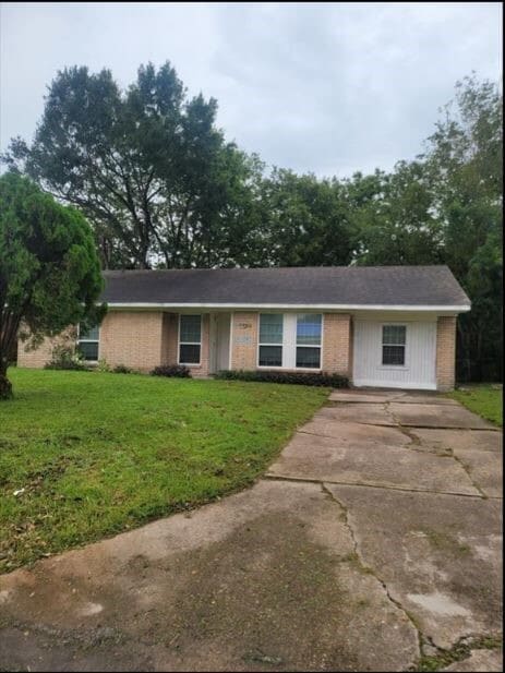 property at 5530 Elm Spring Dr