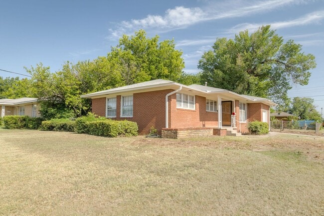 property at 1501 SW 66th St