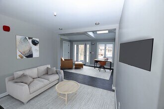 Monarch Village in Portsmouth, NH - Building Photo - Building Photo