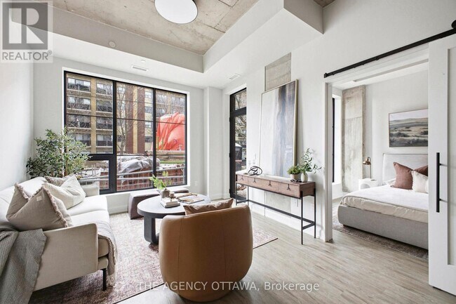 56 Bayswater Ave in Ottawa, ON - Building Photo - Building Photo