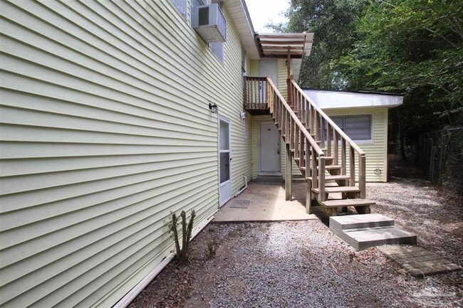 5 Edgewood Cir in Pensacola, FL - Building Photo - Building Photo