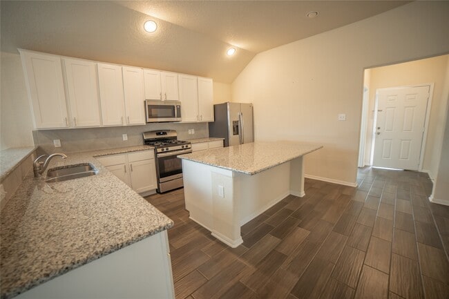 property at 3006 Tandem Ct