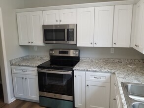 1445 Toshiba Drive, #B in Lebanon, TN - Building Photo - Building Photo