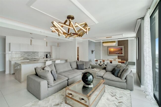501 NE 31st St, Unit PH4302 in Miami, FL - Building Photo - Building Photo
