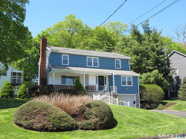 property at 22 Hastings Ln