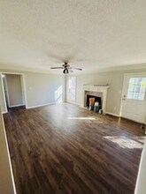 478 S Hillcrest Rd in Odenville, AL - Foto de edificio - Building Photo