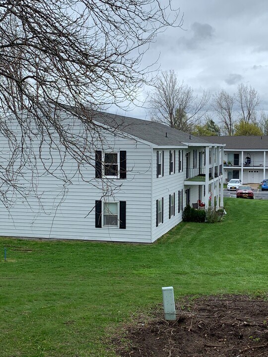 14 Terrace West Way in Plattsburgh, NY - Building Photo