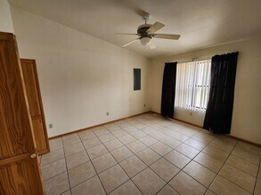 2100 Hickory Dr in Alamogordo, NM - Building Photo - Building Photo