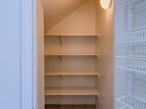 529 Tiber River Way in Oxnard, CA - Building Photo - Building Photo