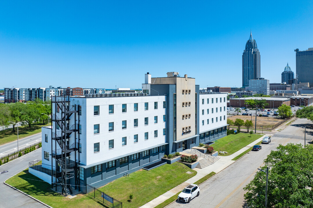 The Gateway in Mobile, AL - Building Photo