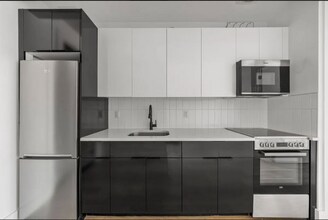 1042 President St in Brooklyn, NY - Foto de edificio - Building Photo