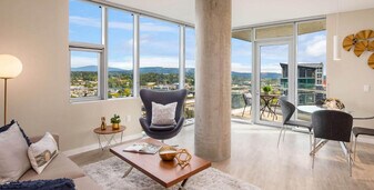 1100 112th Ave NE in Bellevue, WA - Building Photo