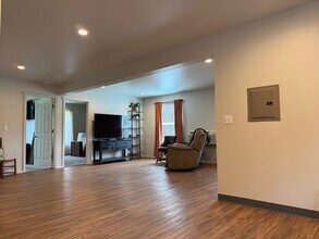 14628 Lawrence Lake Rd SE in Yelm, WA - Building Photo - Building Photo