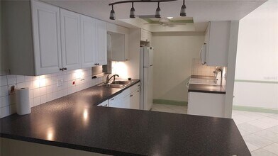 149 Hourglass Dr in Venice, FL - Building Photo - Building Photo