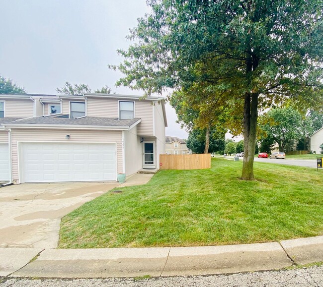property at 1423 E 125th Terrace