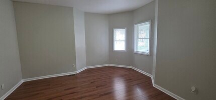 86 Sanford Ave, Unit 1 in Bridgeport, CT - Building Photo - Building Photo