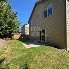 3611 Loren St NE in Lacey, WA - Building Photo - Building Photo
