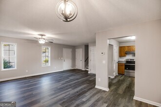 380 River Trace Dr, Unit Adults and children in Villa Rica, GA - Building Photo - Building Photo