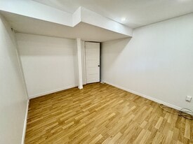163 Rue des Boulonnais in Gatineau, QC - Building Photo