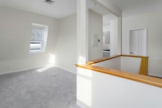 11 Edgemont Rd in Katonah, NY - Building Photo - Building Photo