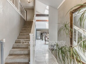 5911 Fox Run Way in Oklahoma City, OK - Foto de edificio - Building Photo