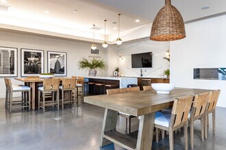 80 on the Commons in Columbus, OH - Building Photo - Interior Photo