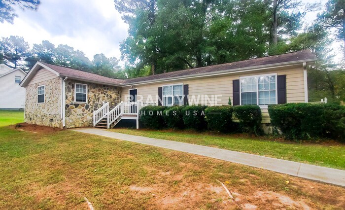 112 Valerie Ct in Stockbridge, GA - Building Photo