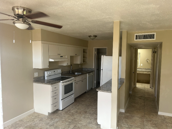 property at 1126 E Maryland Ave