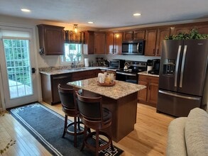 28 Owens Dr in Swanzey, NH - Building Photo - Building Photo