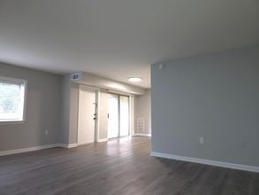 12209 Braxfield Ct in North Bethesda, MD - Building Photo - Building Photo