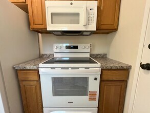 9390 SW Tangela Ct in Tigard, OR - Building Photo - Building Photo