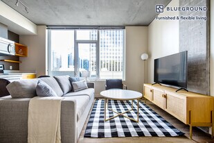 11011 NE 9th St in Bellevue, WA - Building Photo