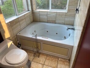 2181 Garden Hwy in Sacramento, CA - Building Photo - Building Photo