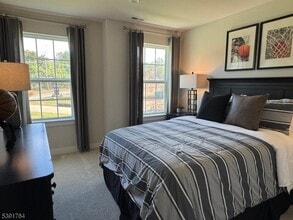 2 Drake Ct in Washington, NJ - Building Photo - Building Photo