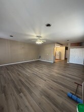 423 W Walnut St in Kalamazoo, MI - Foto de edificio - Building Photo