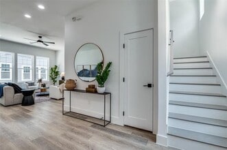 631 N Tyler St in Dallas, TX - Building Photo - Building Photo