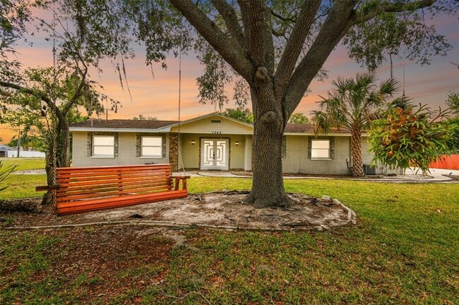 property at 1302 Brandonwood Dr