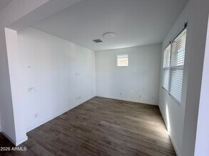 4323 W Palace Sta Rd in Phoenix, AZ - Building Photo - Building Photo