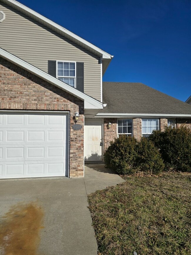 property at 5505-5507-5507 Volunteer Dr