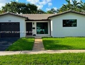 5209 Cleveland St in Hollywood, FL - Building Photo - Building Photo