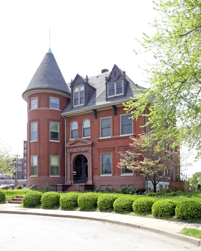 3900 Westminster Pl in St. Louis, MO - Building Photo - Building Photo