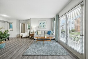 Metropolitan Fishers in Fishers, IN - Building Photo