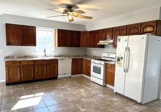1005 Beach Blvd in Forked River, NJ - Building Photo - Building Photo